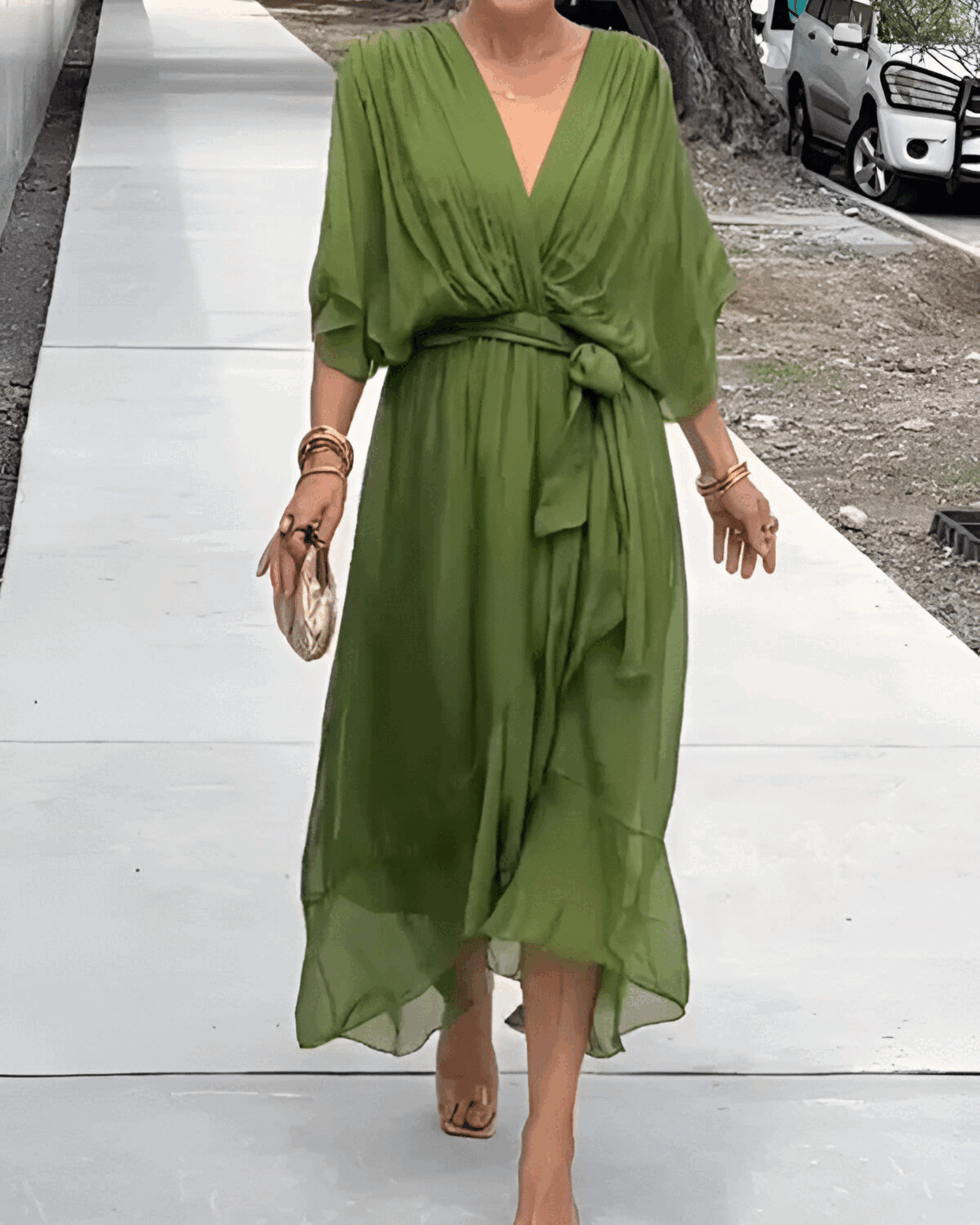 Monica | Abito in chiffon con scollatura a V